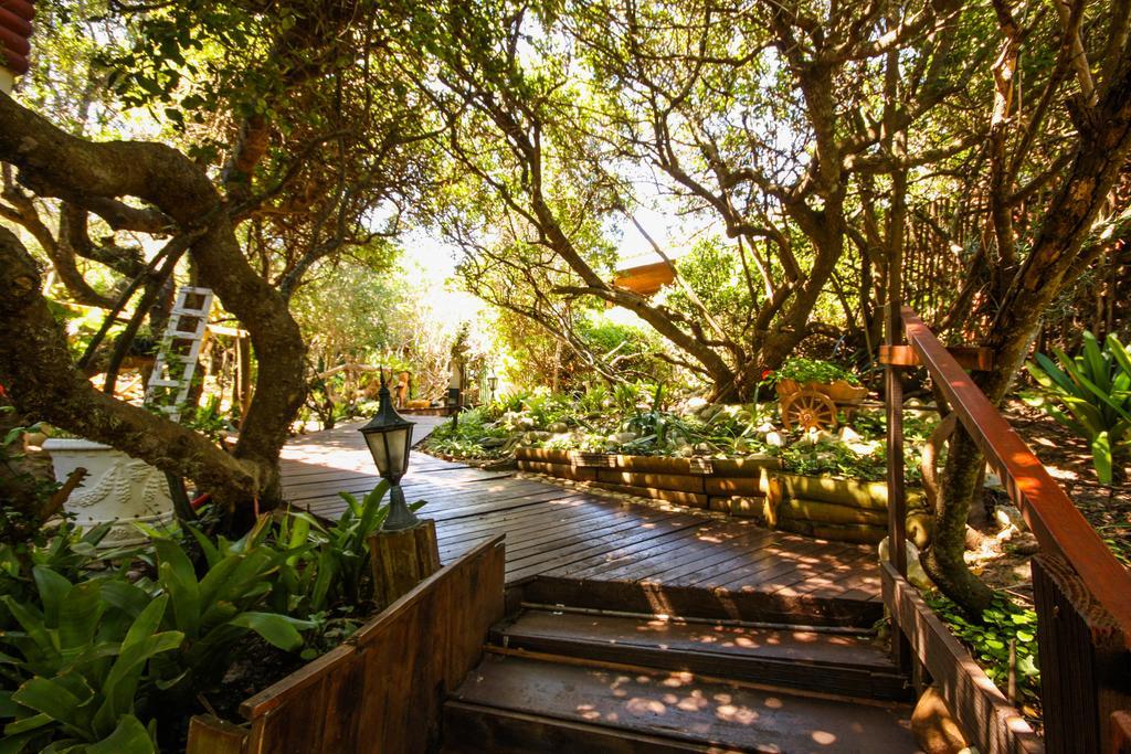 Aston Woods Bed And Breakfast Jeffreys Bay Exterior foto