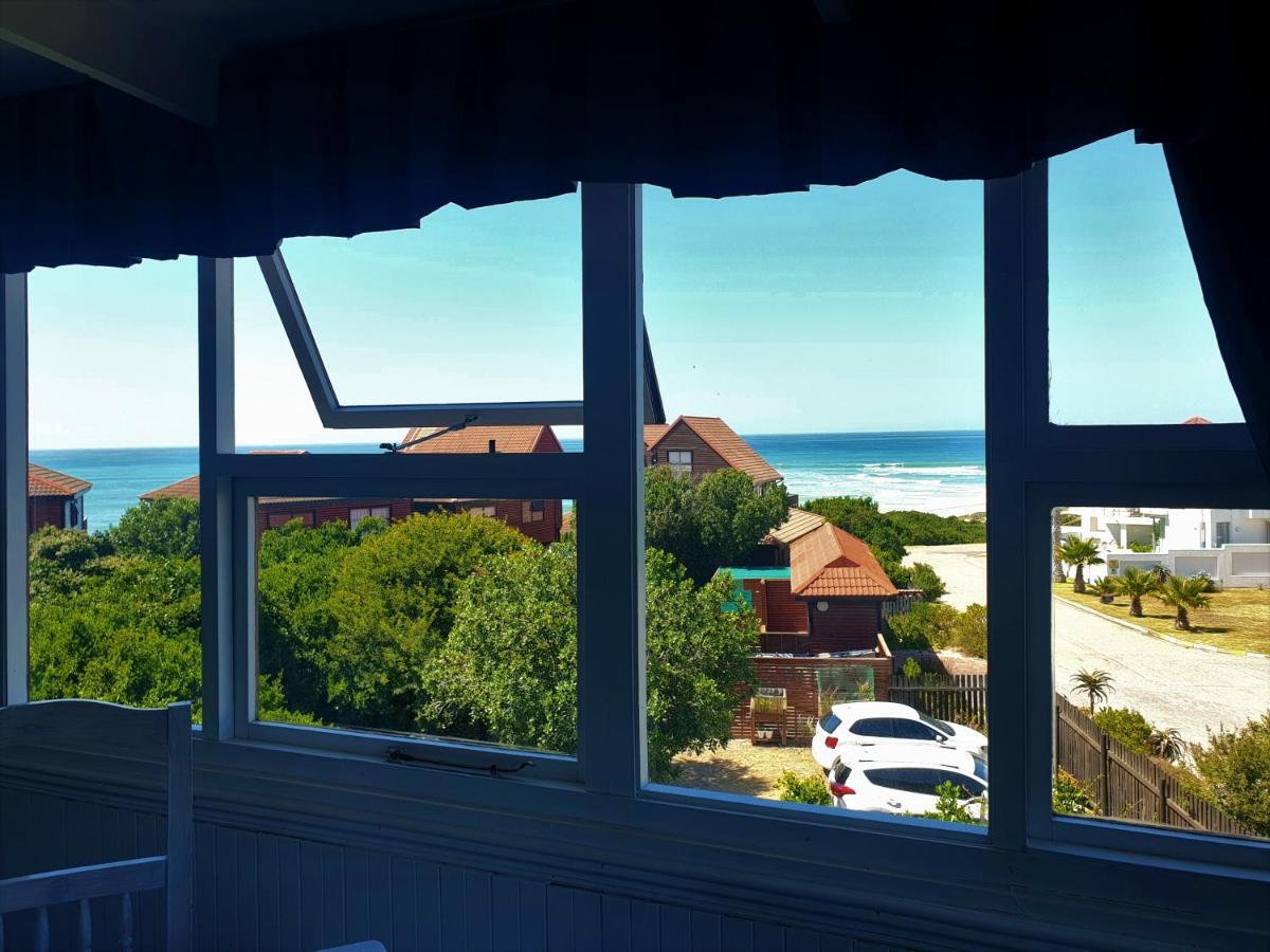 Aston Woods Bed And Breakfast Jeffreys Bay Exterior foto